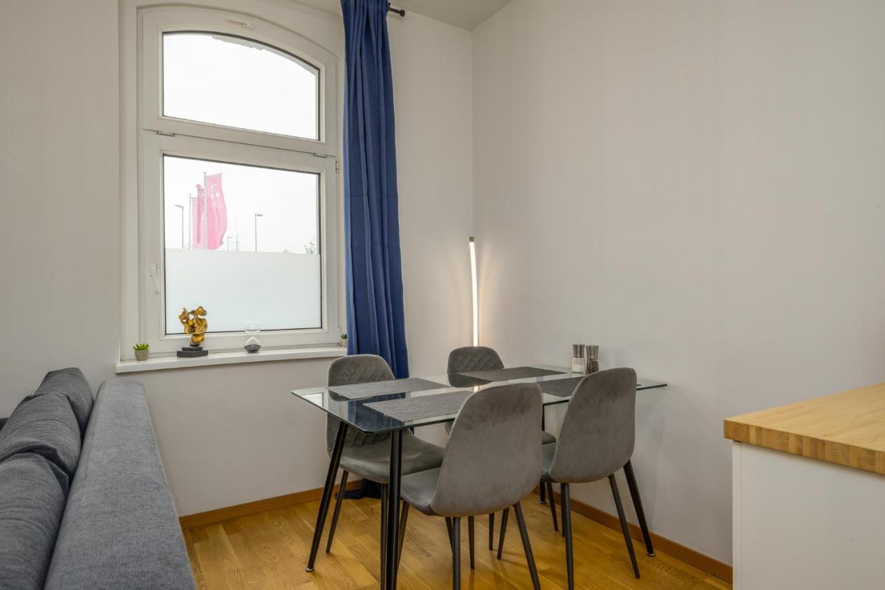 Arbio I Retro Apart Near Leipzig Hauptbahnhof Eksteriør bilde
