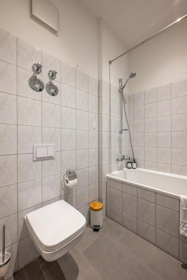 Arbio I Retro Apart Near Leipzig Hauptbahnhof Eksteriør bilde